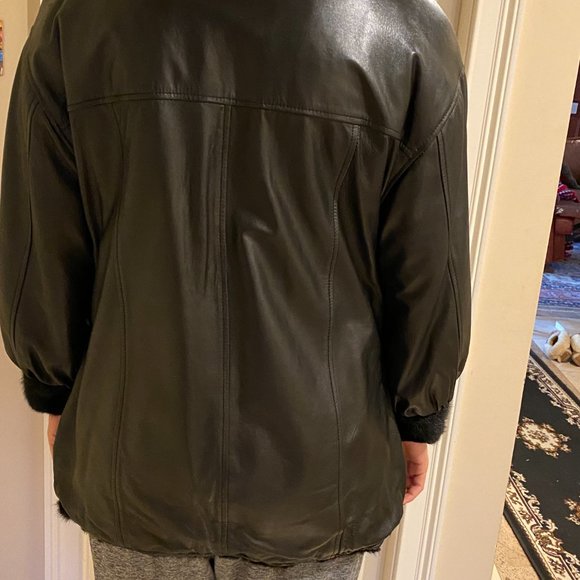 Reversable Leather and Mink three quarter Jacket - Picture 7 of 11